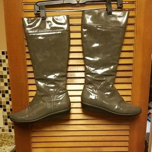 Cole Haan waterproof gray boots size 8